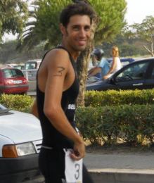 296857_2185539890751_1484836027_n-2